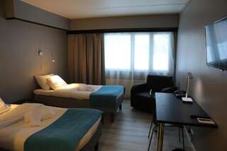 Отель Hotel Nukkumatti Коккола Двухместный номер бизнес-класса с 2 отдельными кроватями-1