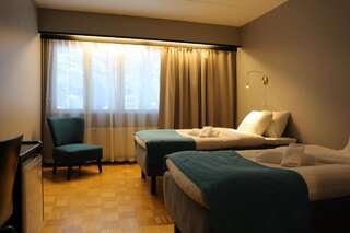 Отель Hotel Nukkumatti Коккола Двухместный номер бизнес-класса с 2 отдельными кроватями-9