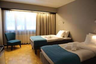 Отель Hotel Nukkumatti Коккола Двухместный номер бизнес-класса с 2 отдельными кроватями-10